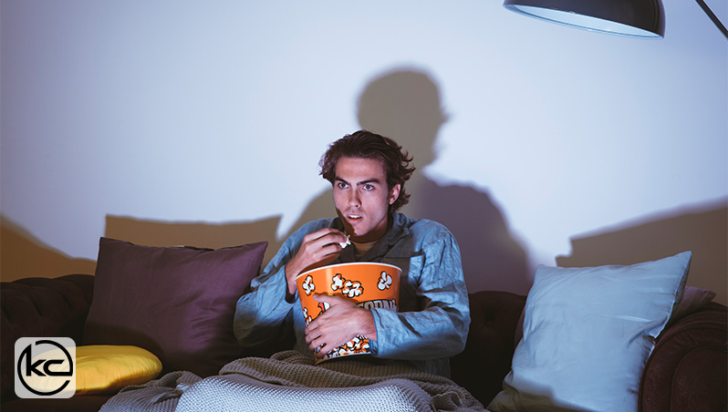 چگونه بعد از تماشای فیلم ترسناک نترسیم؟