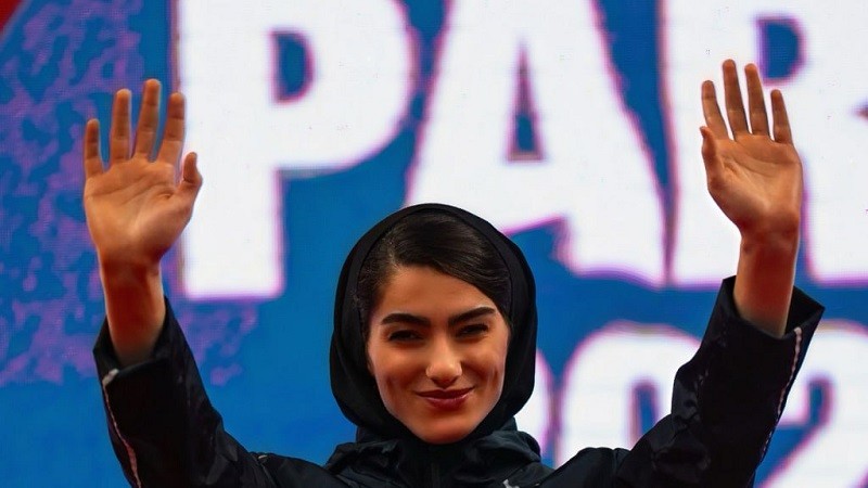 بیوگرافی کامل آتوسا گلشادنژاد آینده‌ساز کاراته بانوان ایران