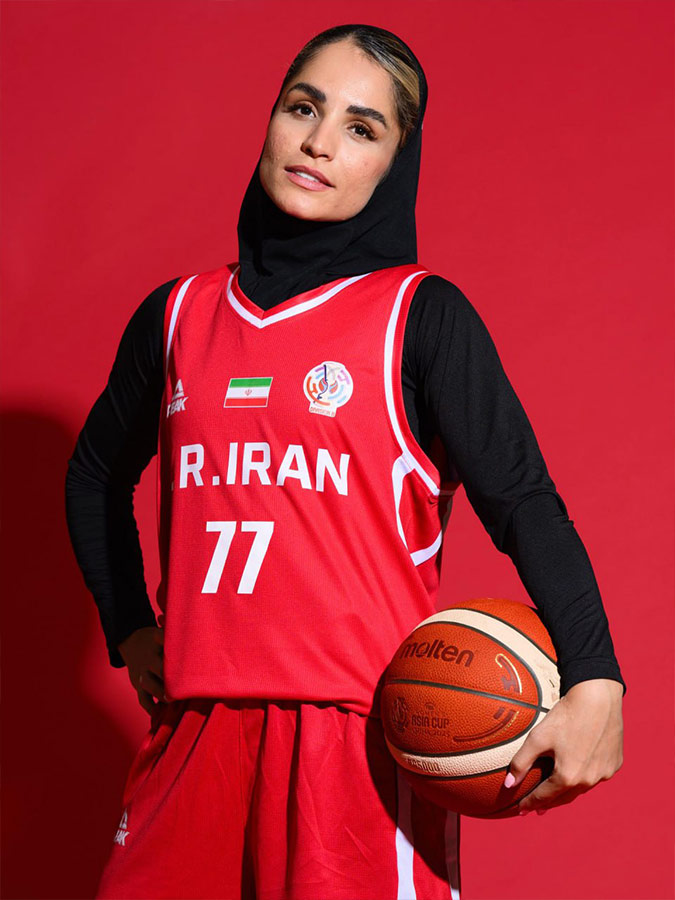 فائزه شهریاری