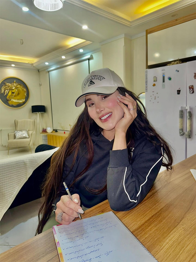 بیوگرافی شهربانو دامغانی نژاد - تکواندوکار تیم ملی و قهرمان مسابقات بین‌المللی