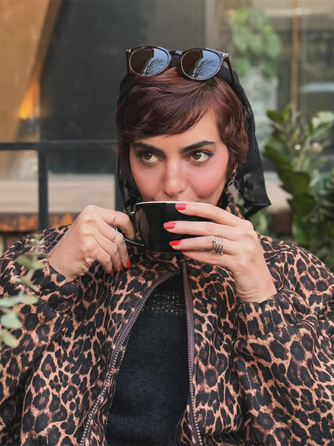 آشنایی با مهشید جوادی بازیگر نقش فریبا در سریال شغال