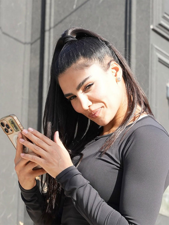 راضیه جانباز