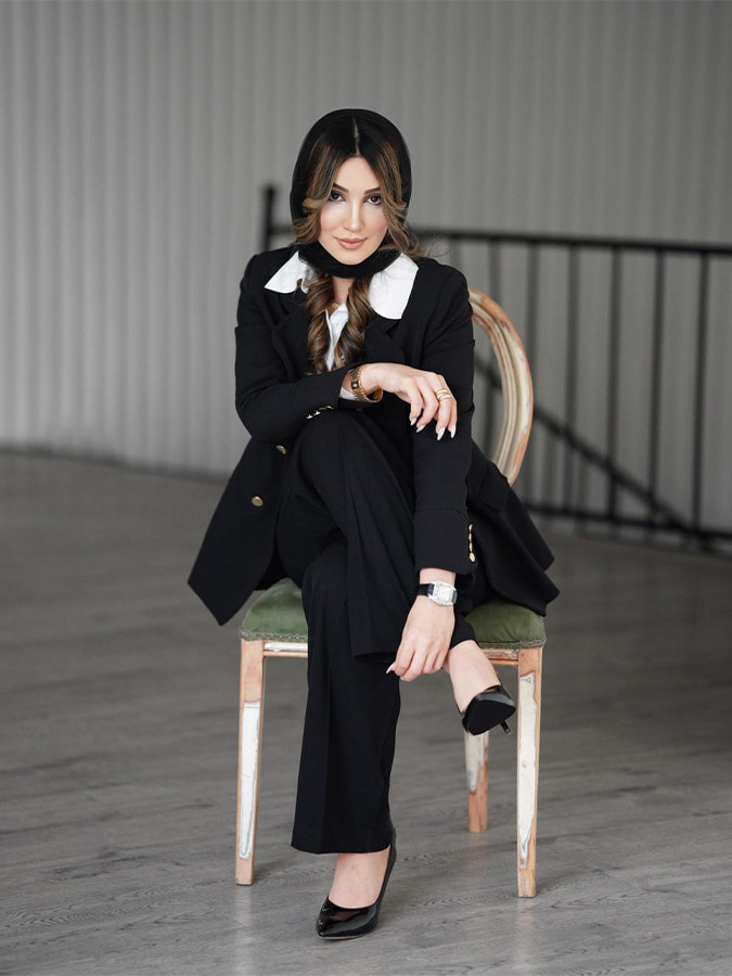 زارا نادری فر