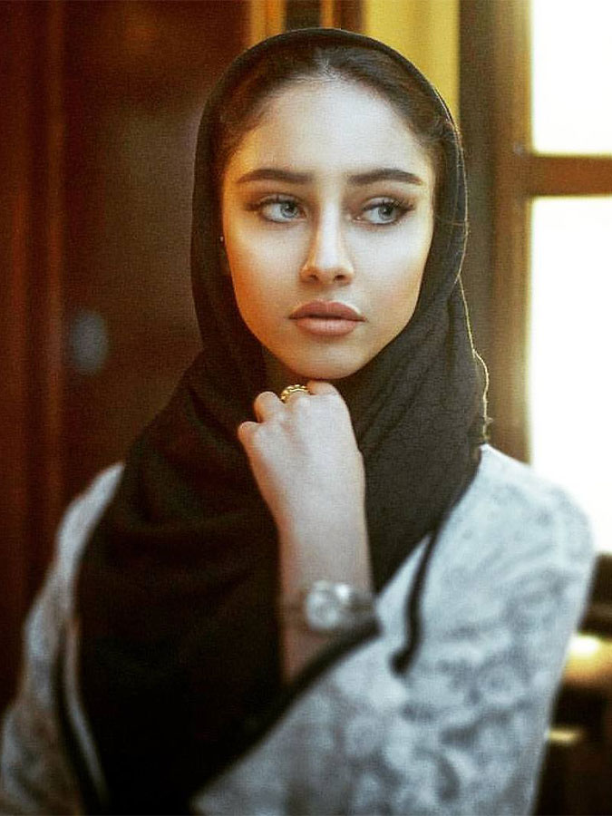 مسیر هنری ترلان پروانه همراه با تصاویر جدید بازیگر