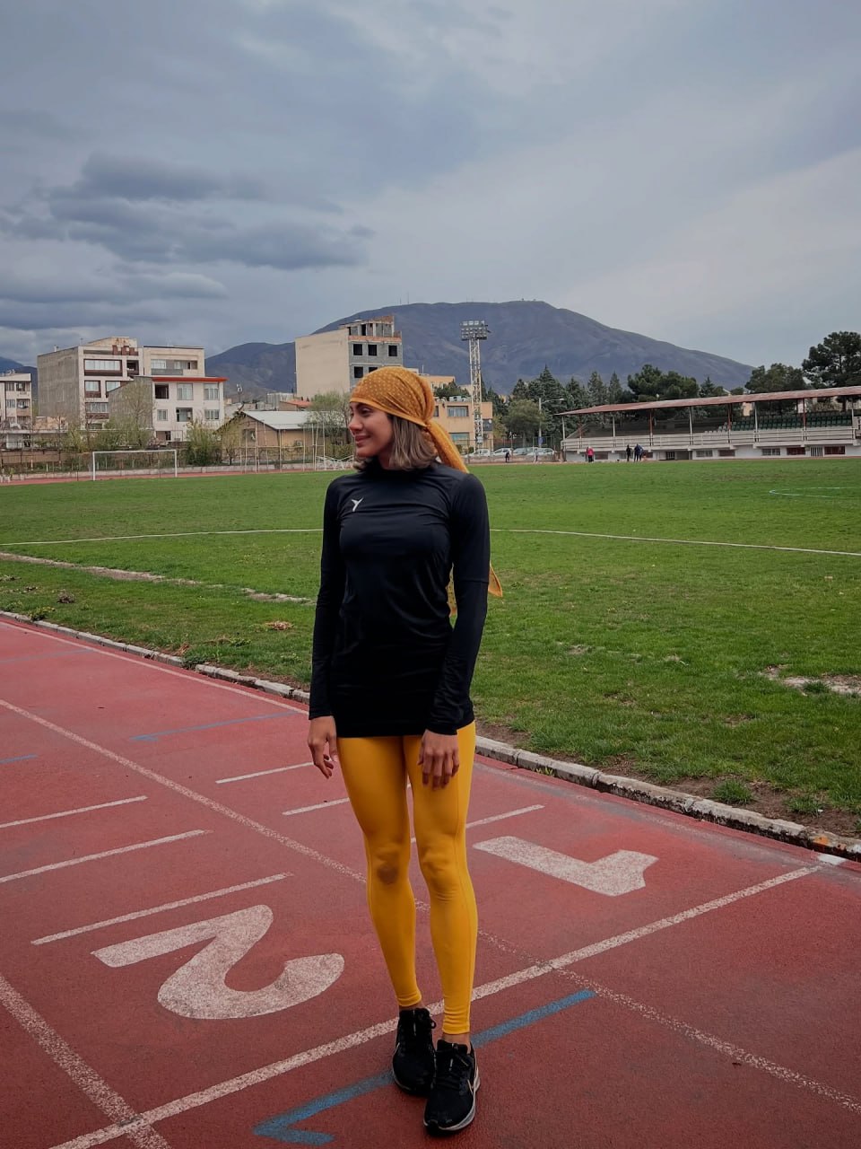 پردیس عبدالمحمدی 100 متر با مانع 1