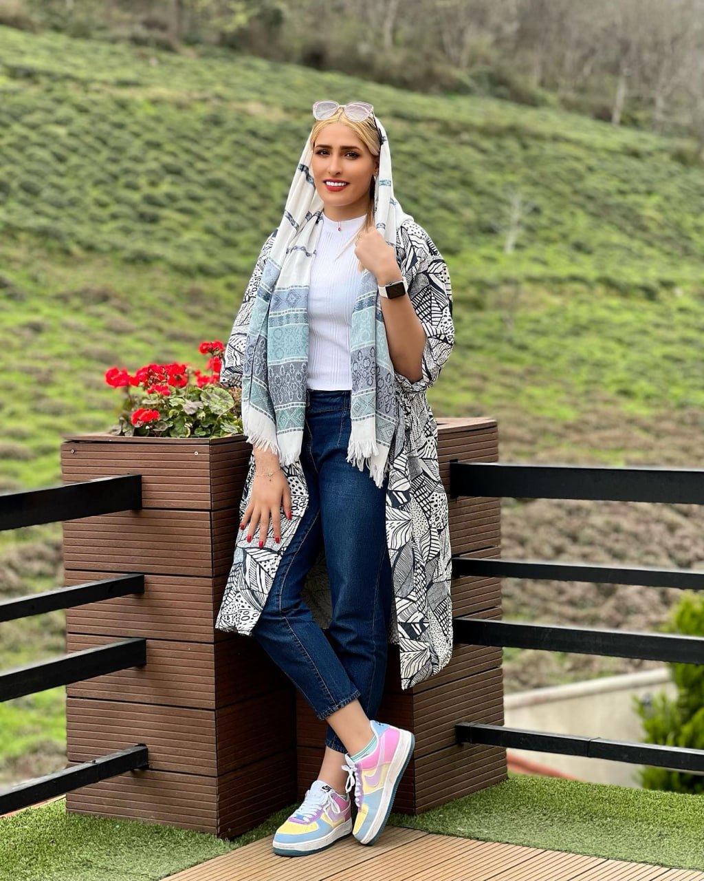 تصاویر زهرا خواجوی دروازه بان زن 3