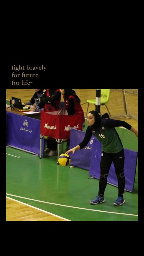 تصاویر پریا حاجتمند مدافع میانی تیم والیبال بانوان 4