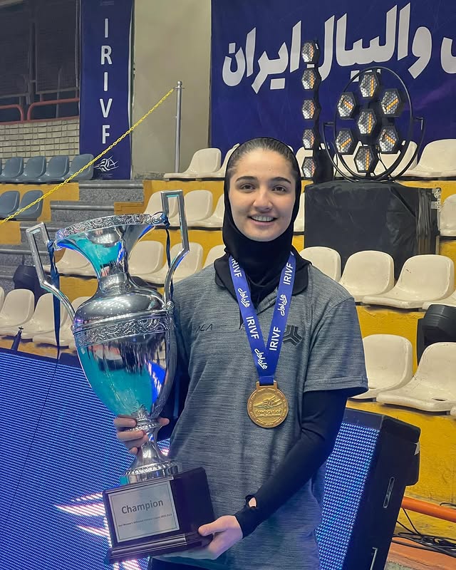 تصاویر نازنین علیزاده والیبالیست 10