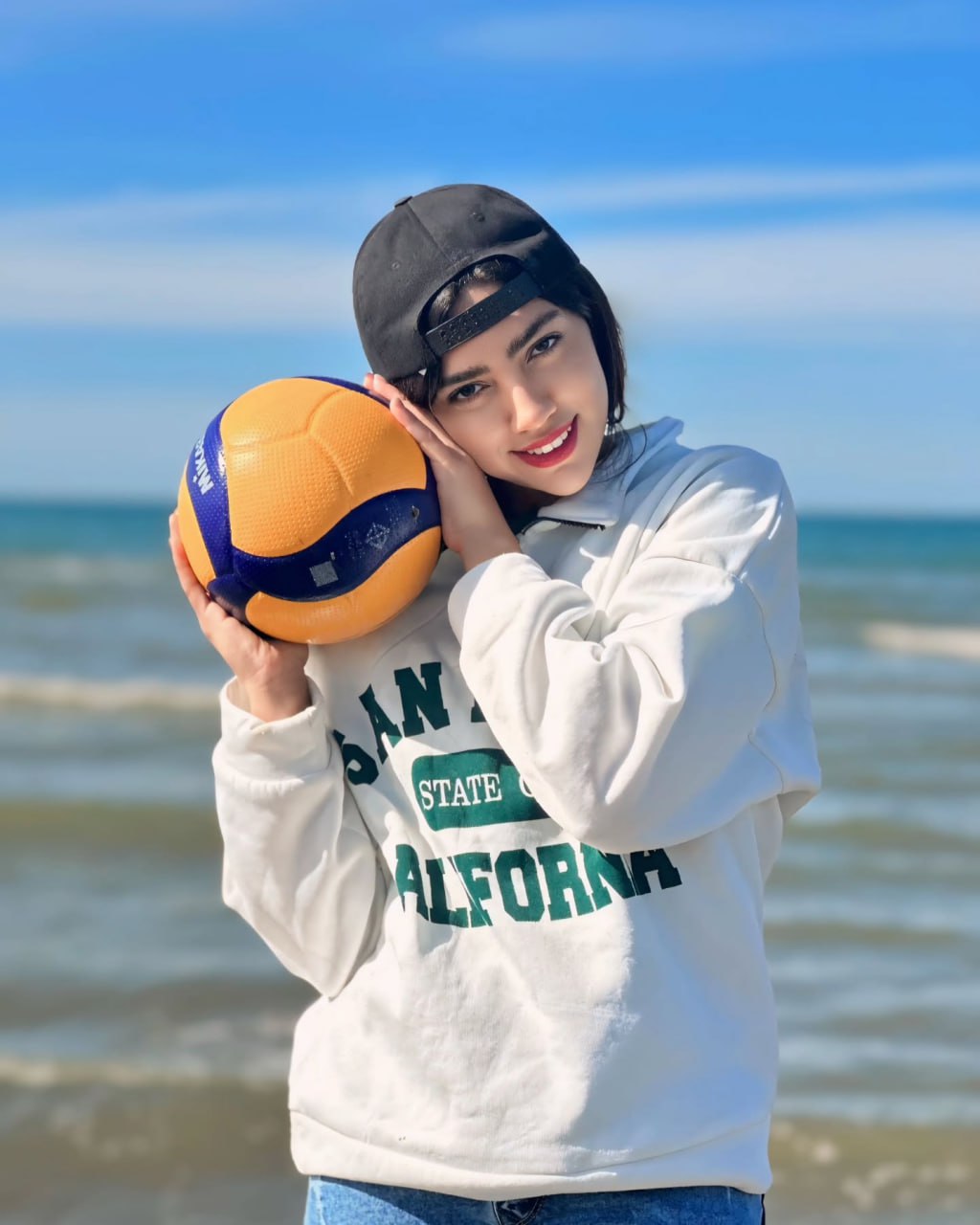 عکس های زهرا بخشی والیبال 9