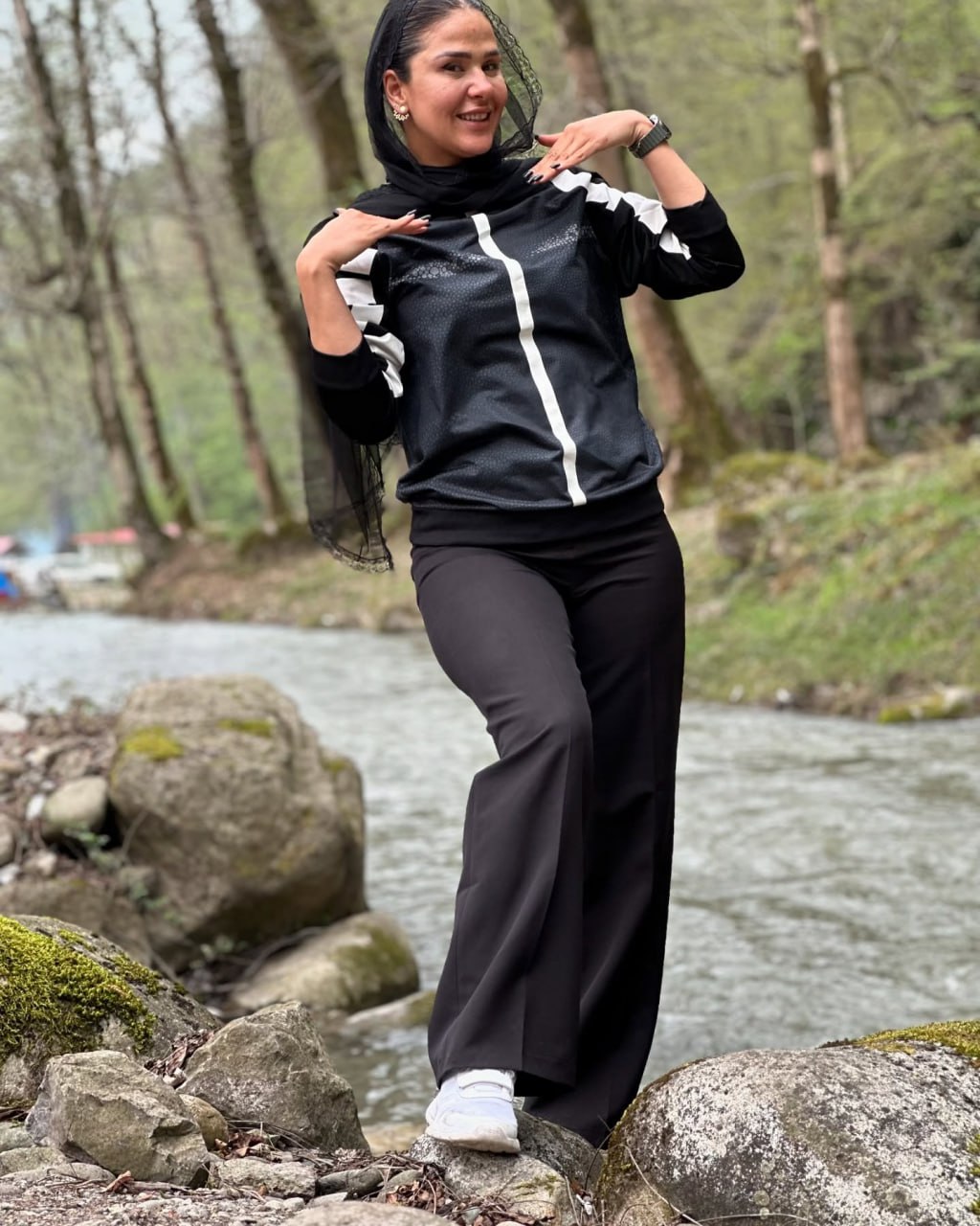 تصاویر مهسا جاور قهرمان روئینگ ایران 9