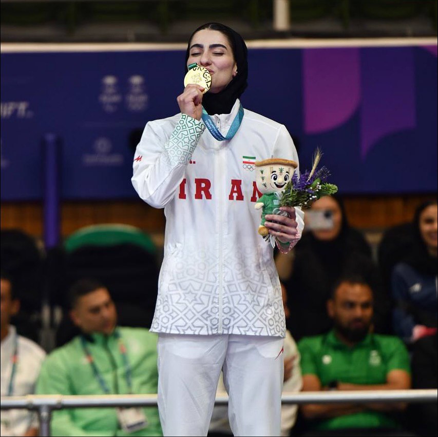 تصاویر آتوسا گلشادنژاد کاراته 9