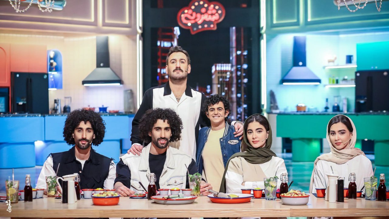 تصاویر جدید سنا حسینی بازیگر دوقلو 7