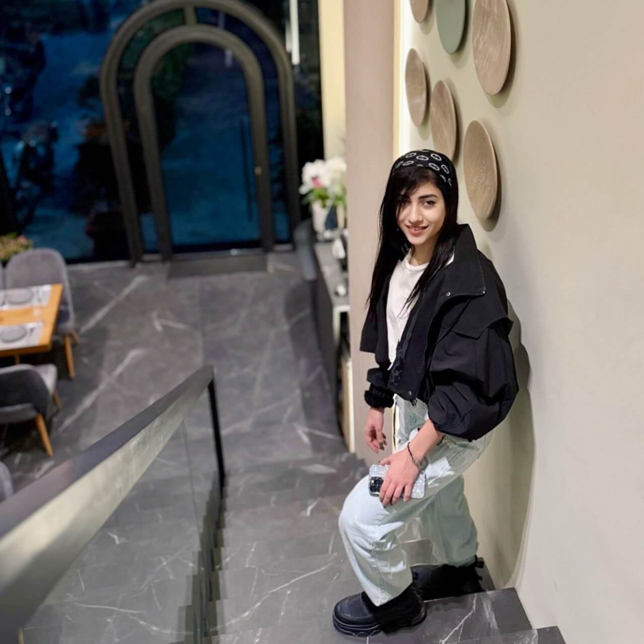 تکواندوکار ایرانی مبینا شریفی