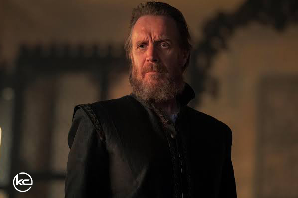 ۷. ریس ایفانز Rhys Ifans، اتو هایتاور