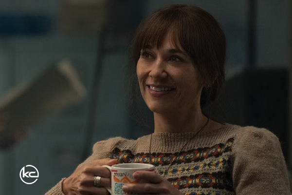 رشیدا جونز Rashida Jones در نقش آلیسون بکر Allison Becker
